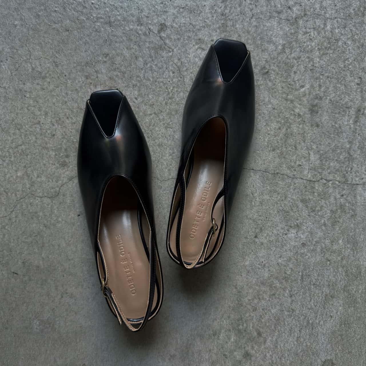 【SALE／70%OFF】ODETTE E ODILE Vカットオープントゥ パンプス40↑ ユナイテッドアローズ アウトレット シューズ・靴 パンプス ブラック レッド【送料無料】