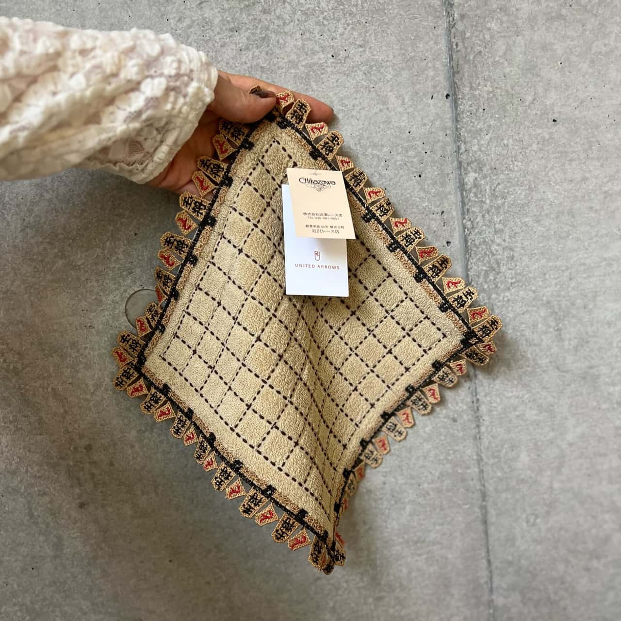 UNITED ARROWS ＜近沢レース店＞将棋第弐局 ハンカチ ユナイテッドアローズ ファッション雑貨 ハンカチ・ハンドタオル ベージュ