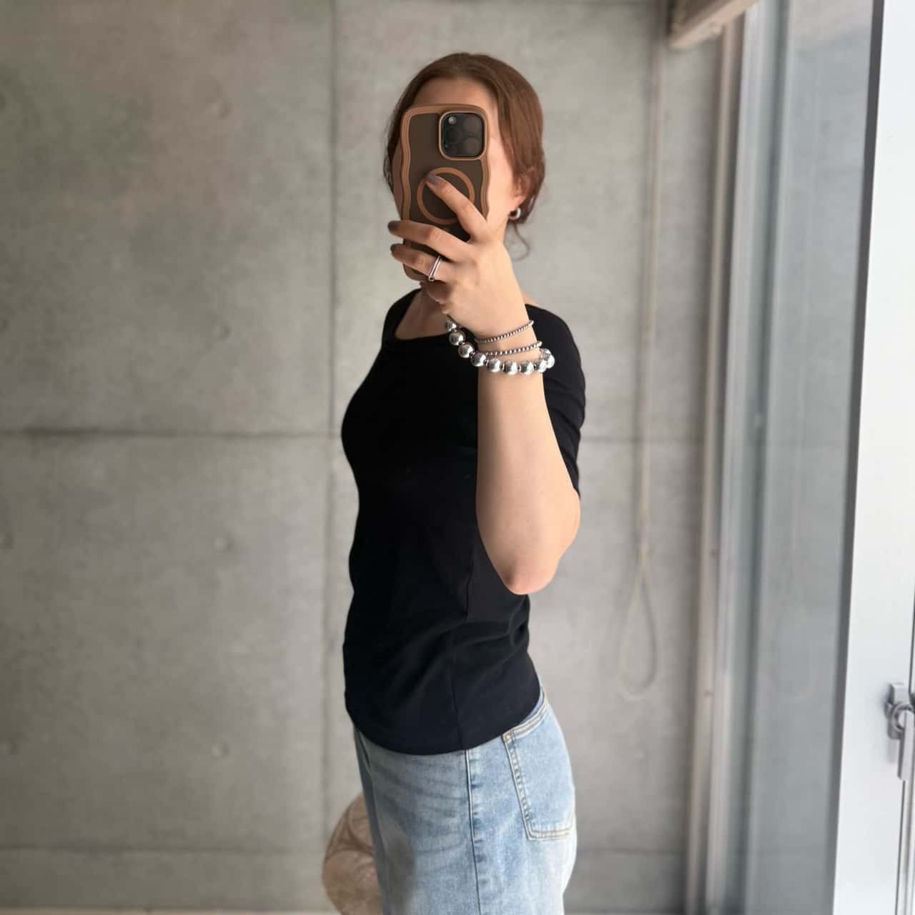 【最大1000円クーポン】 Tシャツ 5分袖 カップ付き 特許取得 ブラトップ ボートネック 半袖 トップス 盛れる 育乳 締め付けない 大きいサイズ ブラ内蔵 ノンワイヤー 楽 快適 伸縮性 バストケア レディース バンビウォーター 夏