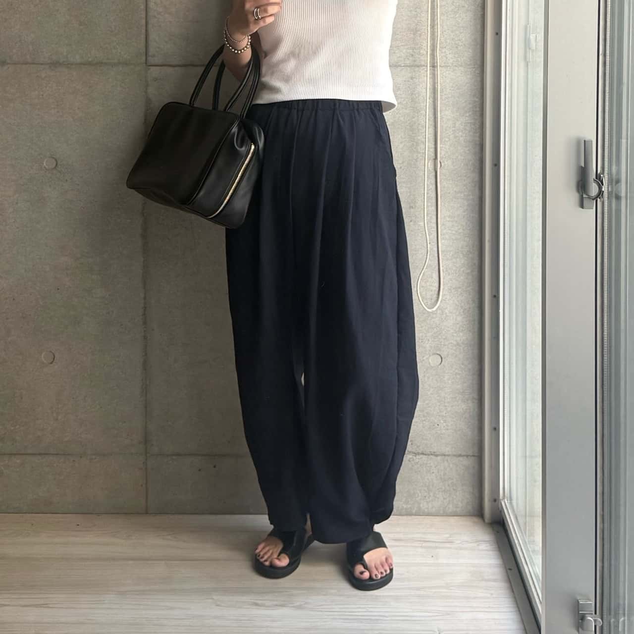 〔カ〕リネン風 パンツ カーブパンツ レディース 夏 ウエストゴム 総ゴム ポケット付き カジュアル ワイドパンツ 体型カバー ブラック グレイッシュベージュ ネイビー 【 リネン風カーブパンツ 】 ダークエンジェル