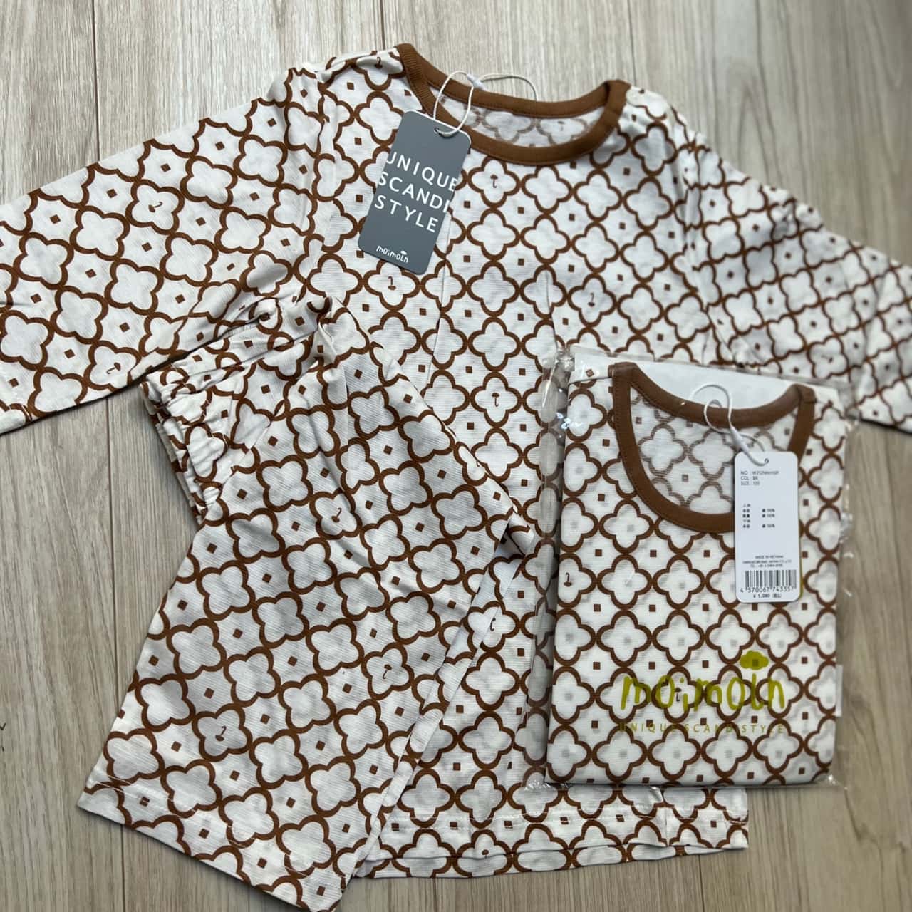 【SALE／70%OFF】moimoln モイモルン/【ルームウェア】クローバー7分丈上下セット モイモルン トップス その他のトップス ブルー ピンク ブラウン