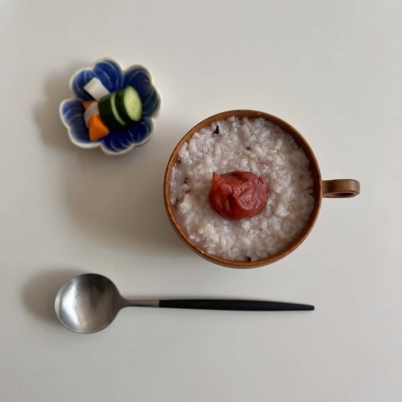 【Wクーポン利用で半額以下】雑穀米 混ぜるだけ 送料無料 くまモン おまけ 25種雑穀 国産二十五雑穀米 無添加 熊本県産 もち麦 保存食 買い回り 備蓄米 ランキング 買い回り 楽天スーパーSALE ≪1-5営業日以内出荷(土日祝除)≫|