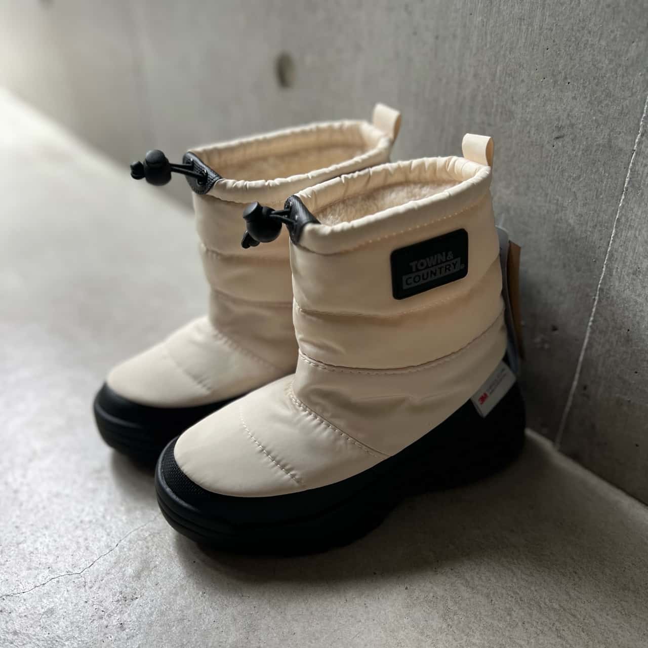 【期間限定SALE★特別価格】スノーブーツ ジュニア キッズ ベビー 防水 撥水 断熱 スノー ボア 滑りにくい 雪 雨 アウトドア ダウンブーツ 中綿 暖かい 雪国 通学 雪あそび 冬キャンプ 男の子 女の子 男女兼用 13cm 〜25cm リオ RIO
