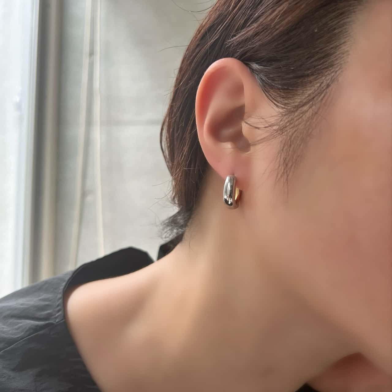 【最大35％OFFクーポン配布中】P331 サージカルステンレス バイカラー 2way フープ キャッチレス ゴールド シルバー ステンレス ピアス アレルギー対応 ギフト プレゼント シンプル オフィス カジュアル つけっぱなし ajiro