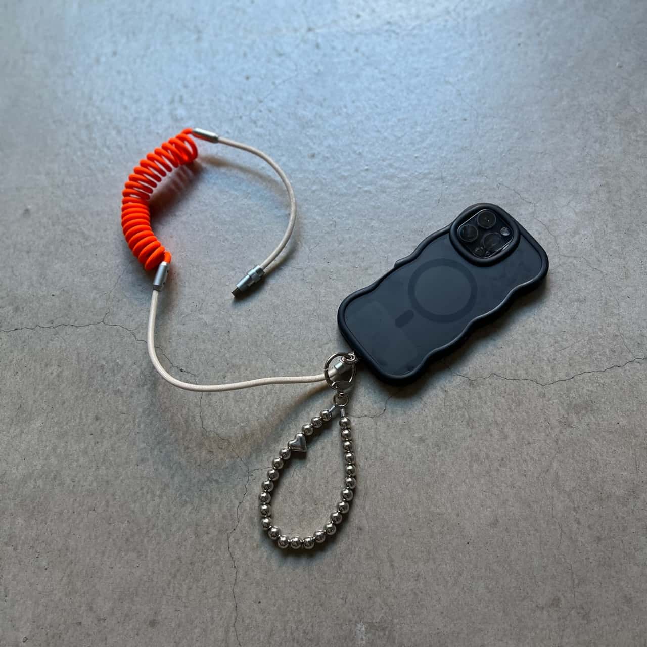 USBケーブル Lightning or Type-C USB-A to ライトニングケーブル タイプC typeC lightningケーブル type-C 充電ケーブル 充電コード 充電 iPhone/iPhone16/アイフォン/iPad/Android用 スマートフォン スパイラル 短い 1m以下 短め かわいい おしゃれ