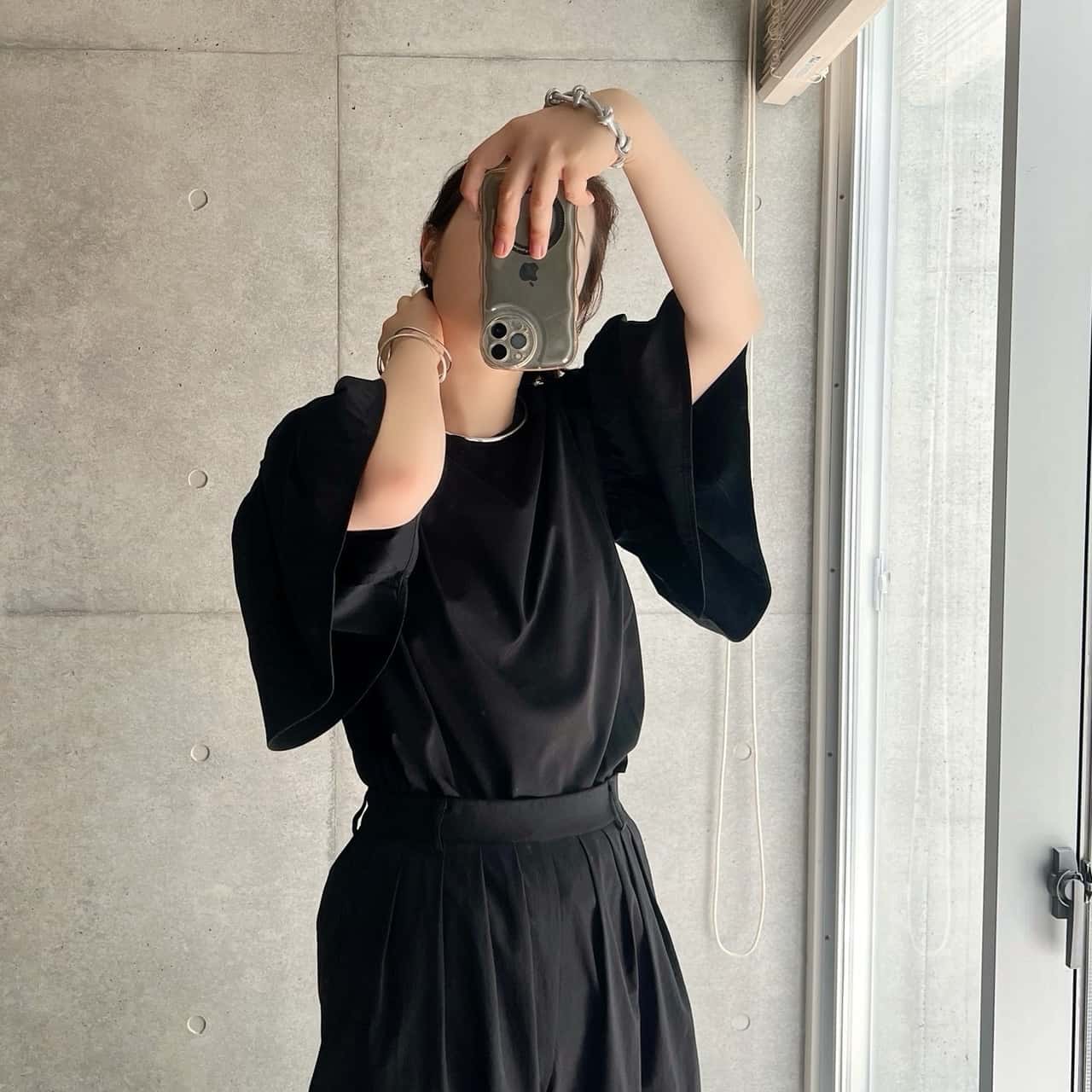 SHIORI×MERI リボンタイ付きカットコンビT