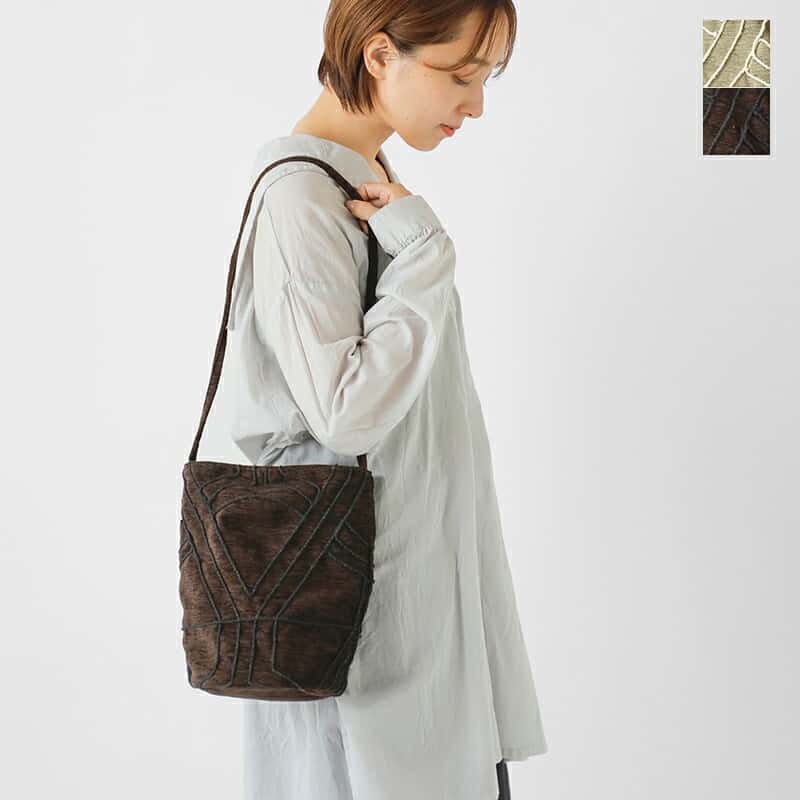 beej ビージ ドリー 刺繍 チューブ バッグ mi-it002-same1 レディース