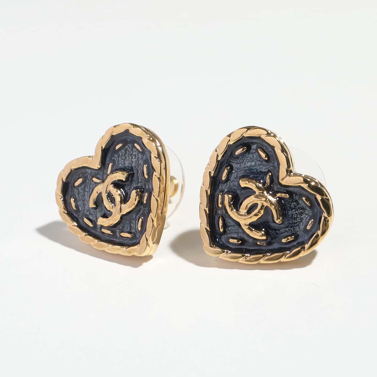 CHANEL シャネル ピアス ABC742 B15375 レディース デニム ハート ココマーク CCマーク メタル スタッド NU456/ゴールド×ネイビー