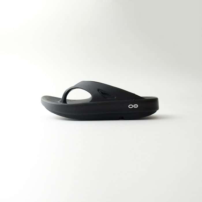 【送料無料】 OOFOS ウーフォス OOriginal(ウーオリジナル) 2000010050182 レディース 靴 サンダル 2023SS 22.0-24.0cm ブラック