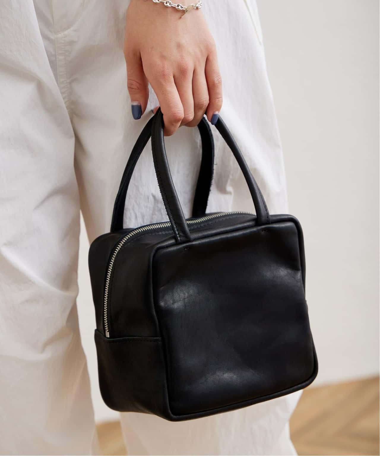 【SALE／30%OFF】FRAMeWORK 【MORMYRUS/モルミルス】SQUARE MINI BAG フレームワーク バッグ ハンドバッグ ブラック ゴールド【送料無料】