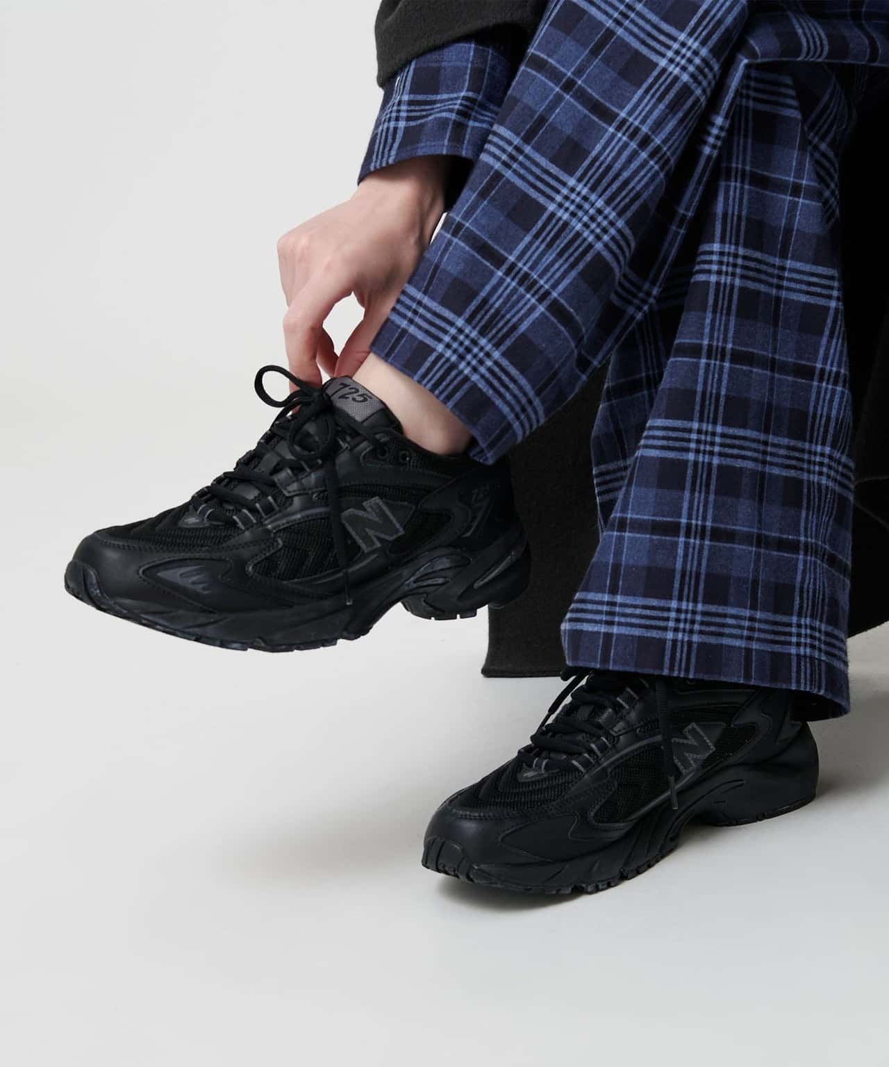 BEAUTY&YOUTH UNITED ARROWS ＜New Balance＞ML725/スニーカー ビューティー＆ユース　ユナイテッドアローズ シューズ・靴 スニーカー ブラック シルバー【送料無料】