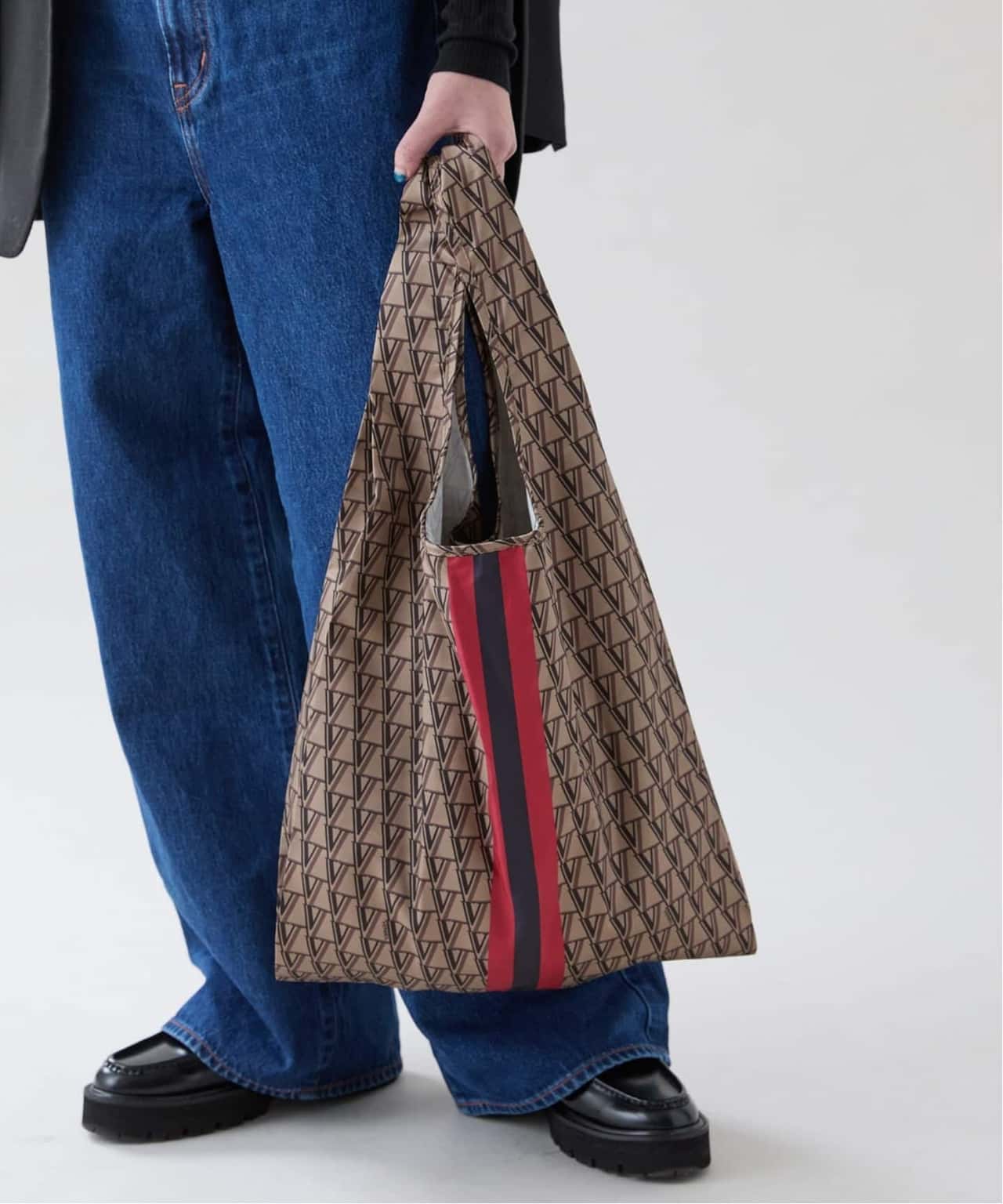 VERMEIL par iena ・《追加5》VERMEIL モノグラムエコバッグMedium ヴェルメイユ パー イエナ バッグ その他のバッグ グレー ブラウン【送料無料】