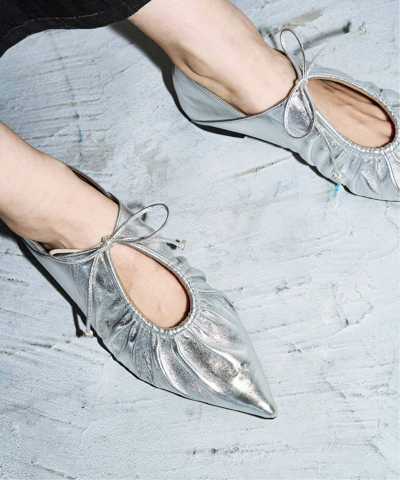 【SALE／30%OFF】Le Talon 《追加》MIDORI UEEDA*GRISEレザーポインテッドギャザーバブーシュ ルタロン シューズ・靴 その他のシューズ・靴 シルバー ブラック【送料無料】