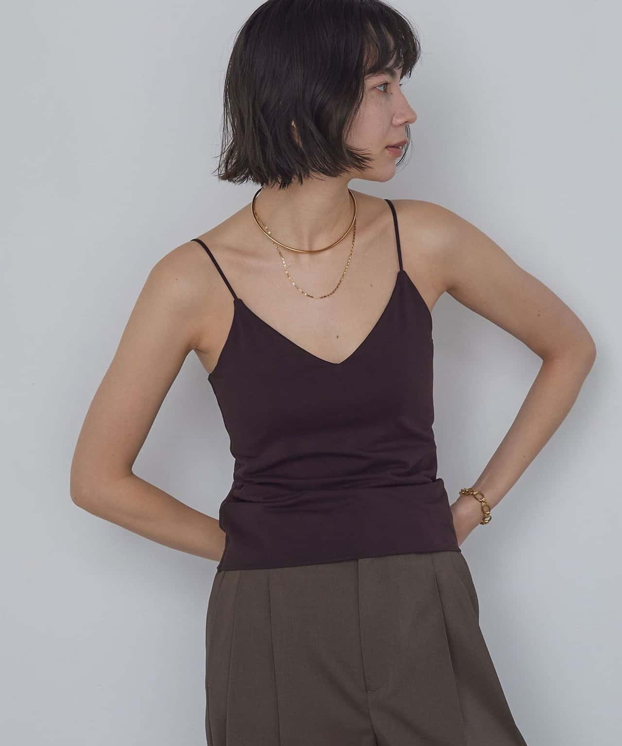 【SALE／30%OFF】UNITED ARROWS green label relaxing Vネックキャミソール / カップインナー ユナイテッドアローズ グリーンレーベルリラクシング トップス キャミソール ブラック ホワイト ブラウン