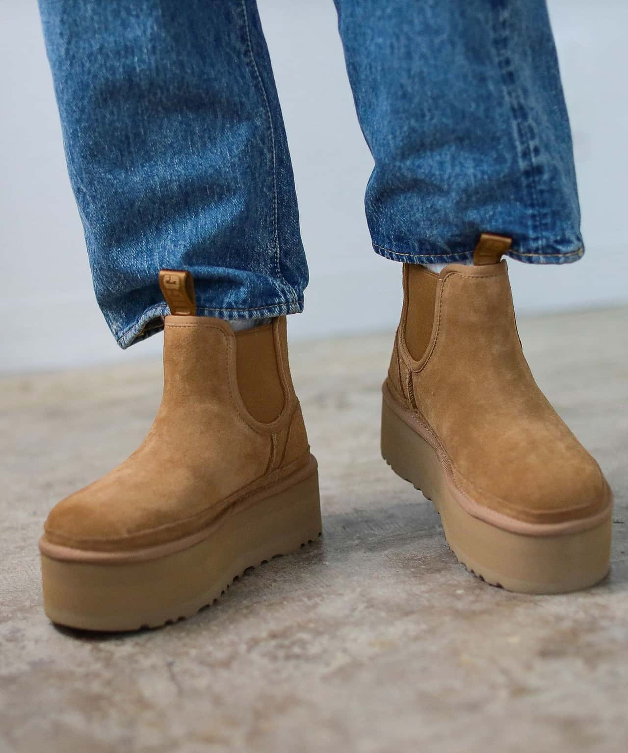 Ray BEAMS 【WEB限定】UGG(R) / NEUMEL PLATFORM CHELSEA ビームス ウイメン シューズ・靴 ブーツ ブラウン ブラック【送料無料】