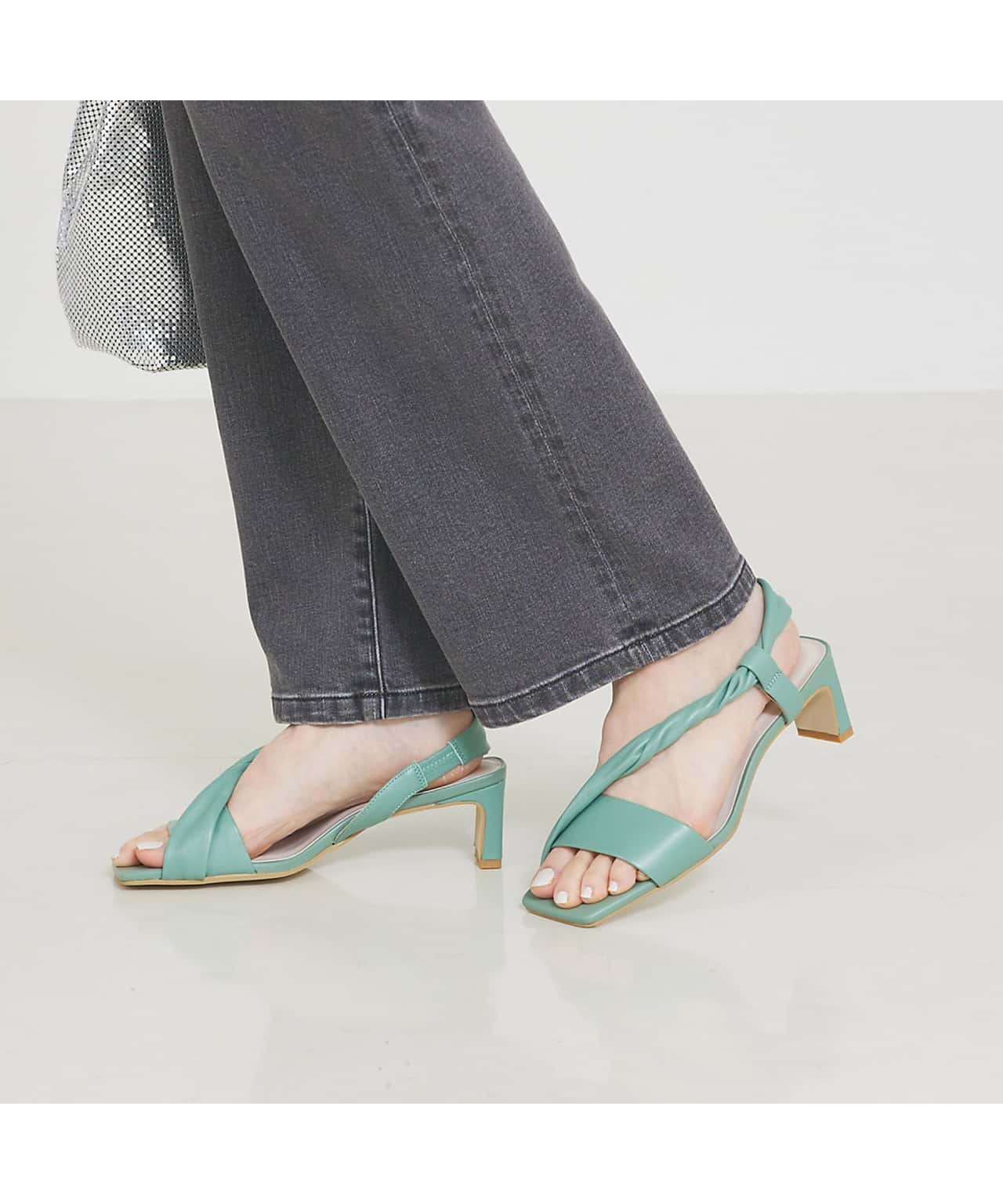 【SALE／50%OFF】Au BANNISTER ツイストベルト サンダル オゥ・バニスター シューズ・靴 サンダル ブラック ベージュ グリーン【送料無料】