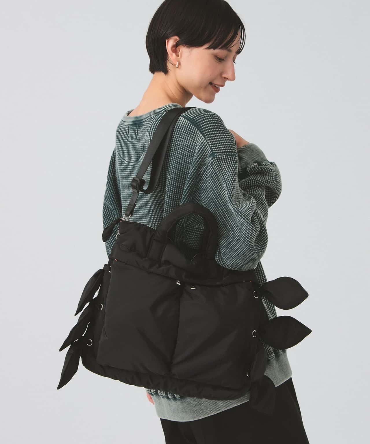 【SALE／40%OFF】Ray BEAMS 【別注】Casselini / リボン ヘルメット バッグ ビームス ウイメン バッグ その他のバッグ ブラック【送料無料】