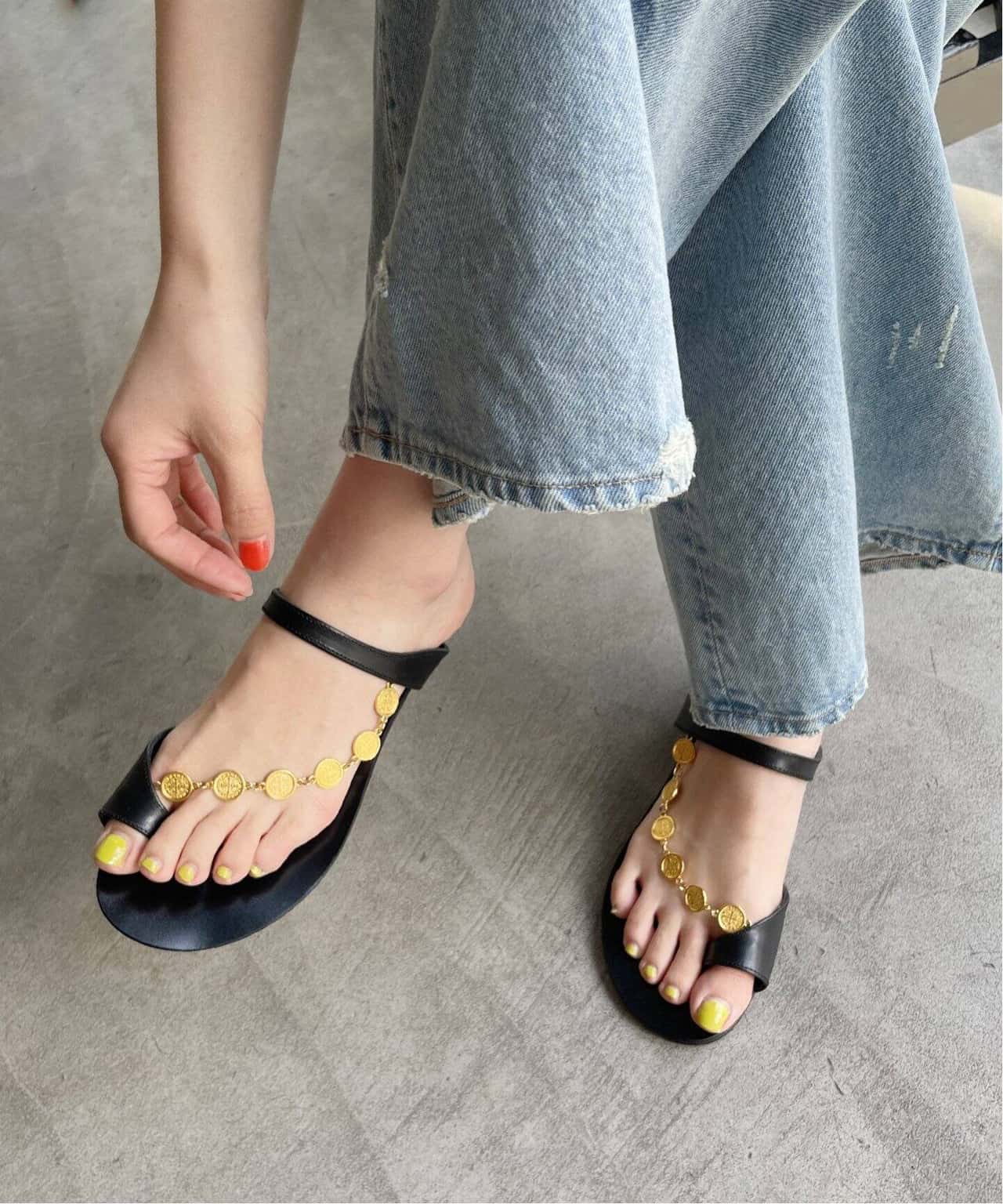 【SALE／30%OFF】Spick & Span 【LAOCOONTE / ラオコンテ】CIRA Coins サンダル スピックアンドスパン シューズ・靴 サンダル ブラック【送料無料】
