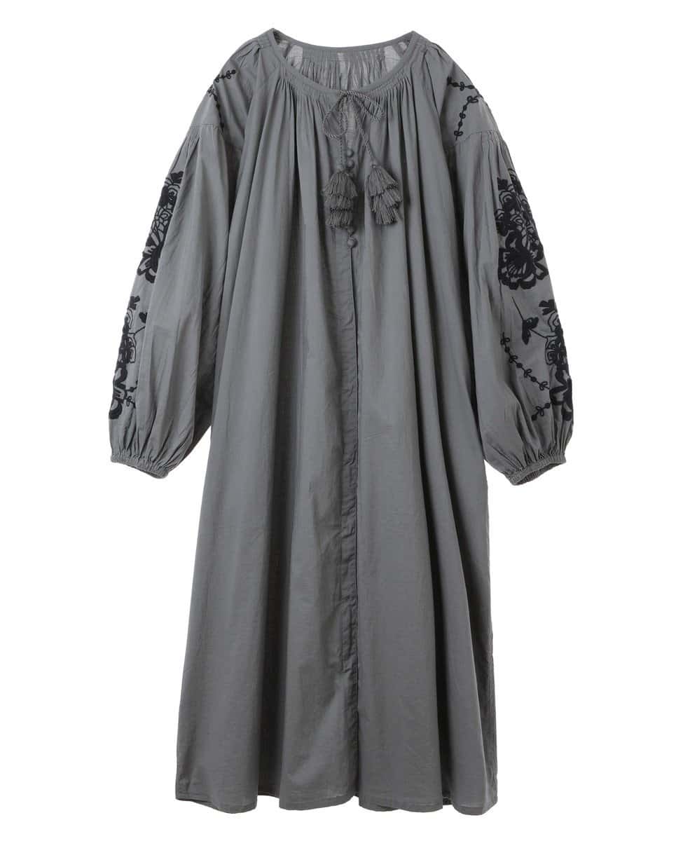 【SALE／70%OFF】LOURMARIN 【繊細な刺繍に一目ぼれ!コットンローンギャザーロング丈ワンピース(長袖)】 メルローズクレール ワンピース・ドレス その他のワンピース・ドレス ブラック グレー ブルー【送料無料】