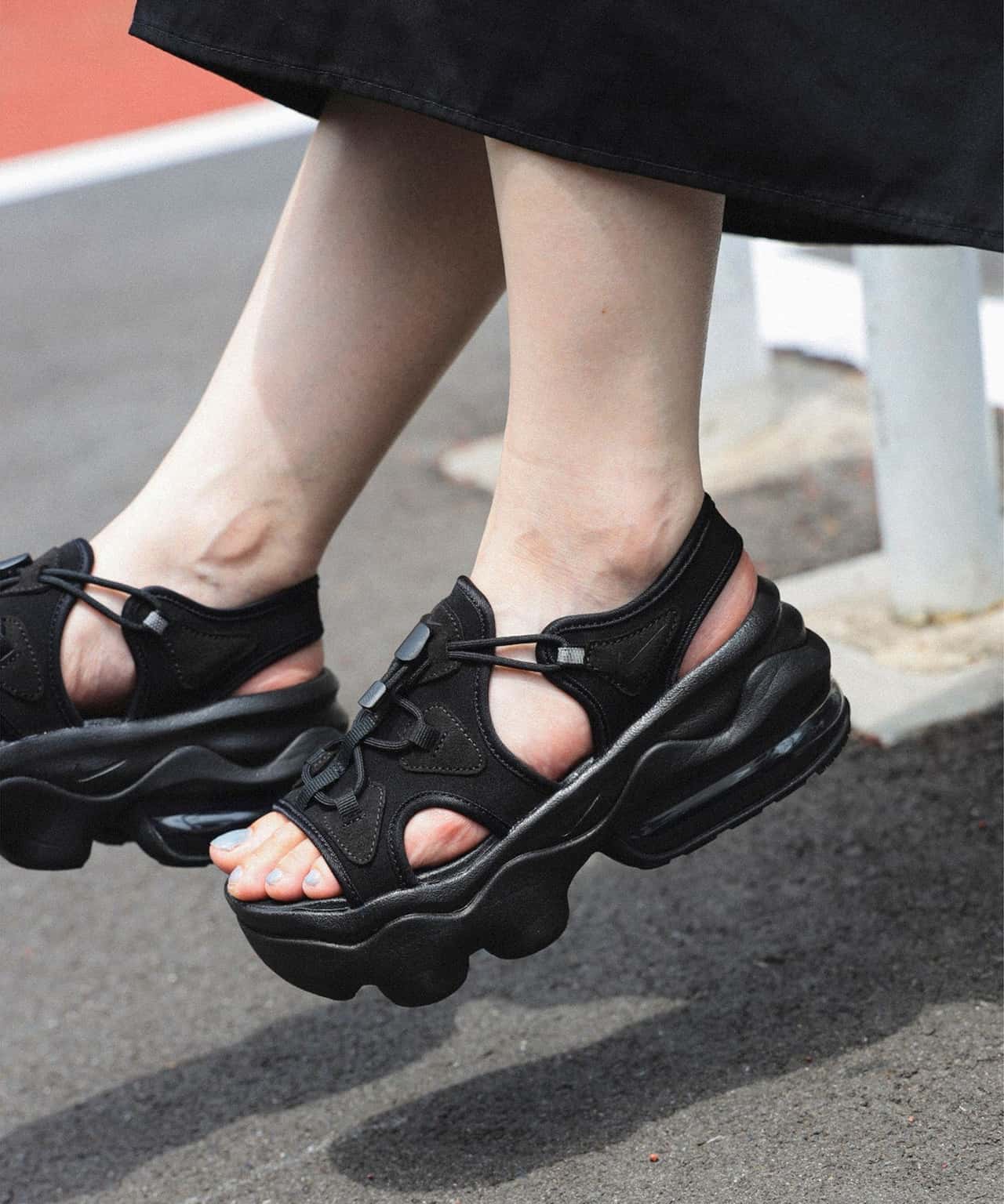 Ray BEAMS 【WEB限定】NIKE / エア マックス KOKO ビームス ウイメン シューズ・靴 サンダル ブラック ベージュ【送料無料】