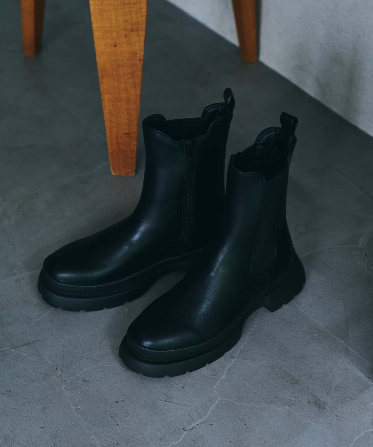 【SALE／50%OFF】Juze 【新色追加】【軽量】やわらかな履き心地.トラックソールサイドゴアブーツ ビス シューズ・靴 ブーツ ホワイト ブラック カーキグリーン