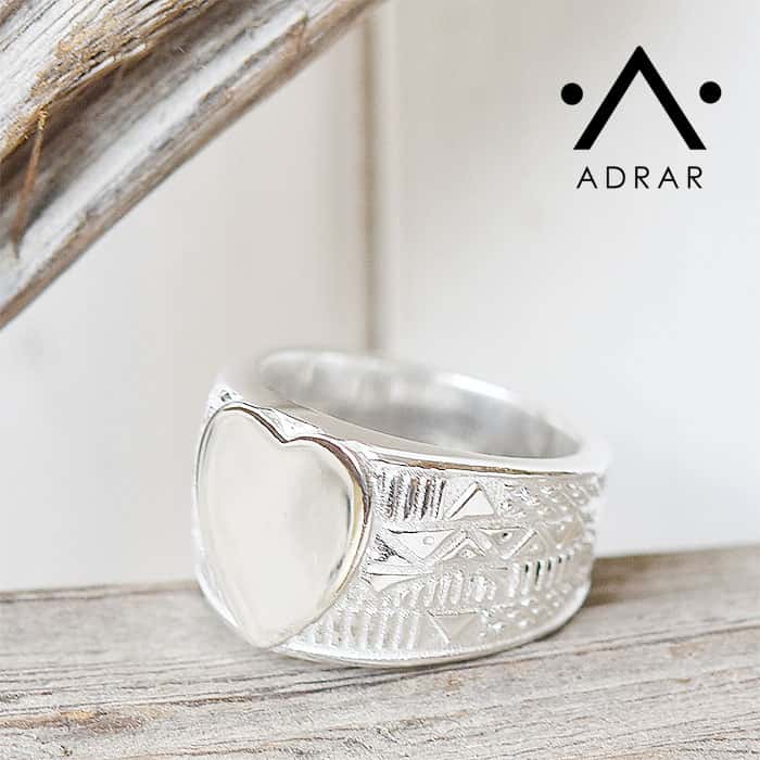 【待望の最新作】≪ADRAR≫ アドラル ハート デザイン ボリューム 幅広 シルバー リング ネイティブジュエリー Heart Ring (Silver) レディース ギフト ラッピング