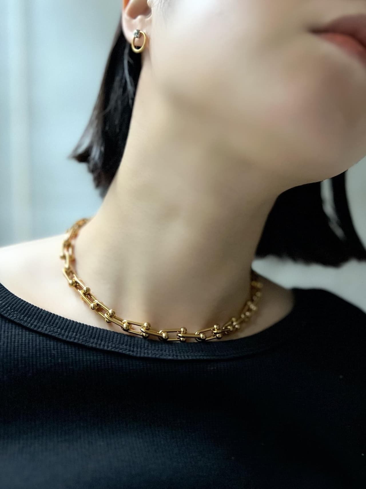ALLプチプラ🥰
ajiroの人気のピアスにネックレス、
for/cのカットソー。
ネックレスはシルバーを買った後すごく良くて2本目をお迎え、
カットソーはこのブラックがすごく良かったから次はホワイトを2枚目でどちらも色違い購入。
うーん、ピアスもいっとくか…？🙄

ajiroはスパセ中、3点以上で10%OFF。
for/cはスタートダッシュクーポンあり！

#買ってよかった #シンプル #プチプラファッション #色違い #アラフォーファッション#春コーデ #大人カジュアル #ネックレス と #カットソー は #pr