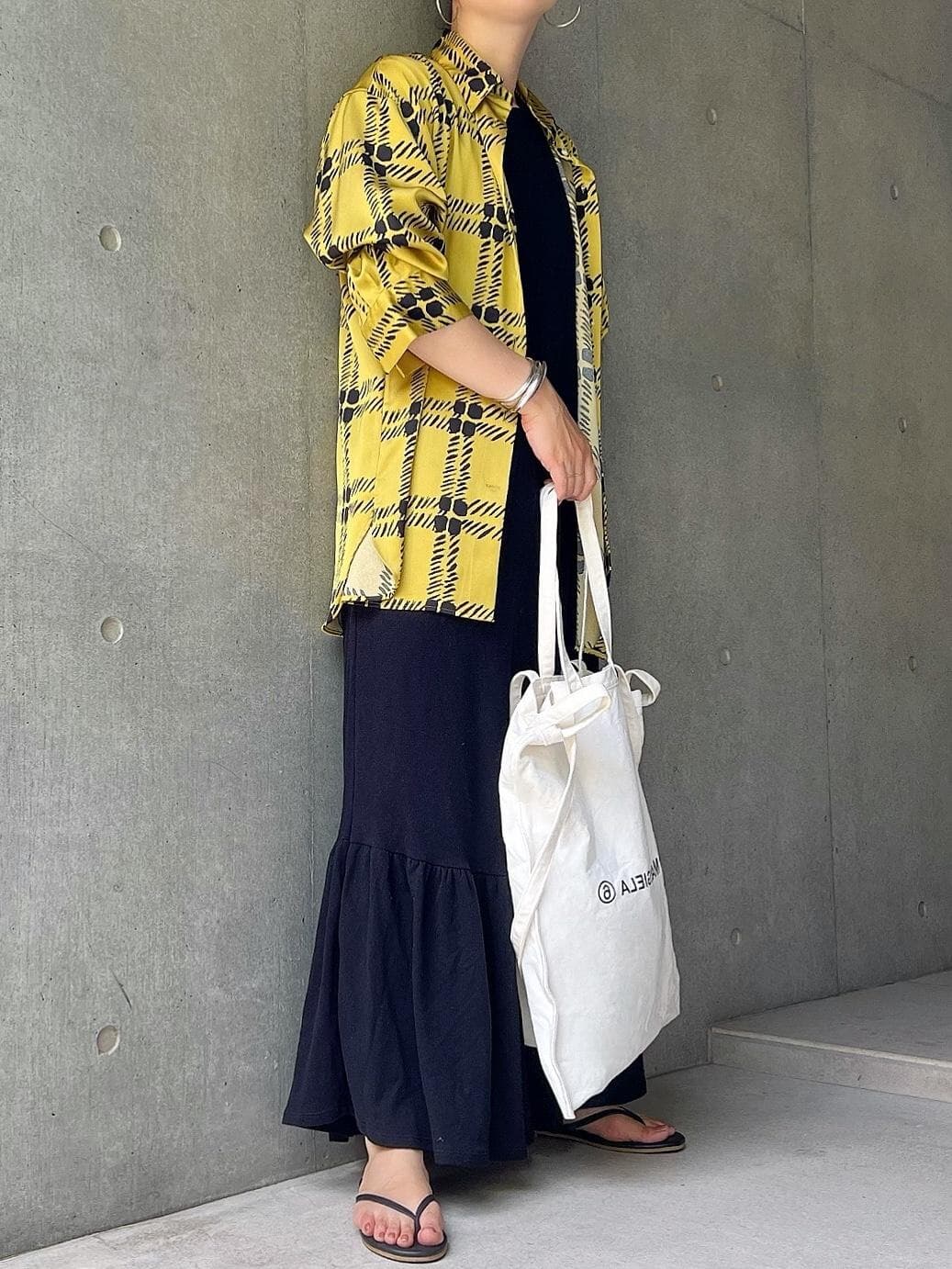 夏の休日と言えばマキシワンピ🌻
for/cのワンピはどれも丈があるのがいいです。
高身長さんには嬉しい〜。
分量使っているはずなのに、お手頃価格…ありがたいありがたい🥺

#2022夏 #大人かわいい #秋も使える #ワンピース #マキシワンピ #マキシワンピース #usaコットン #for/c #mm6 #メゾンマルジェラ #マルジェラ #amiami #アミアミ #ビーチサンダル #ビーサン #サンダル #トートバッグ #オリジナル写真 #高身長 #高身長コーデ #買ってよかった