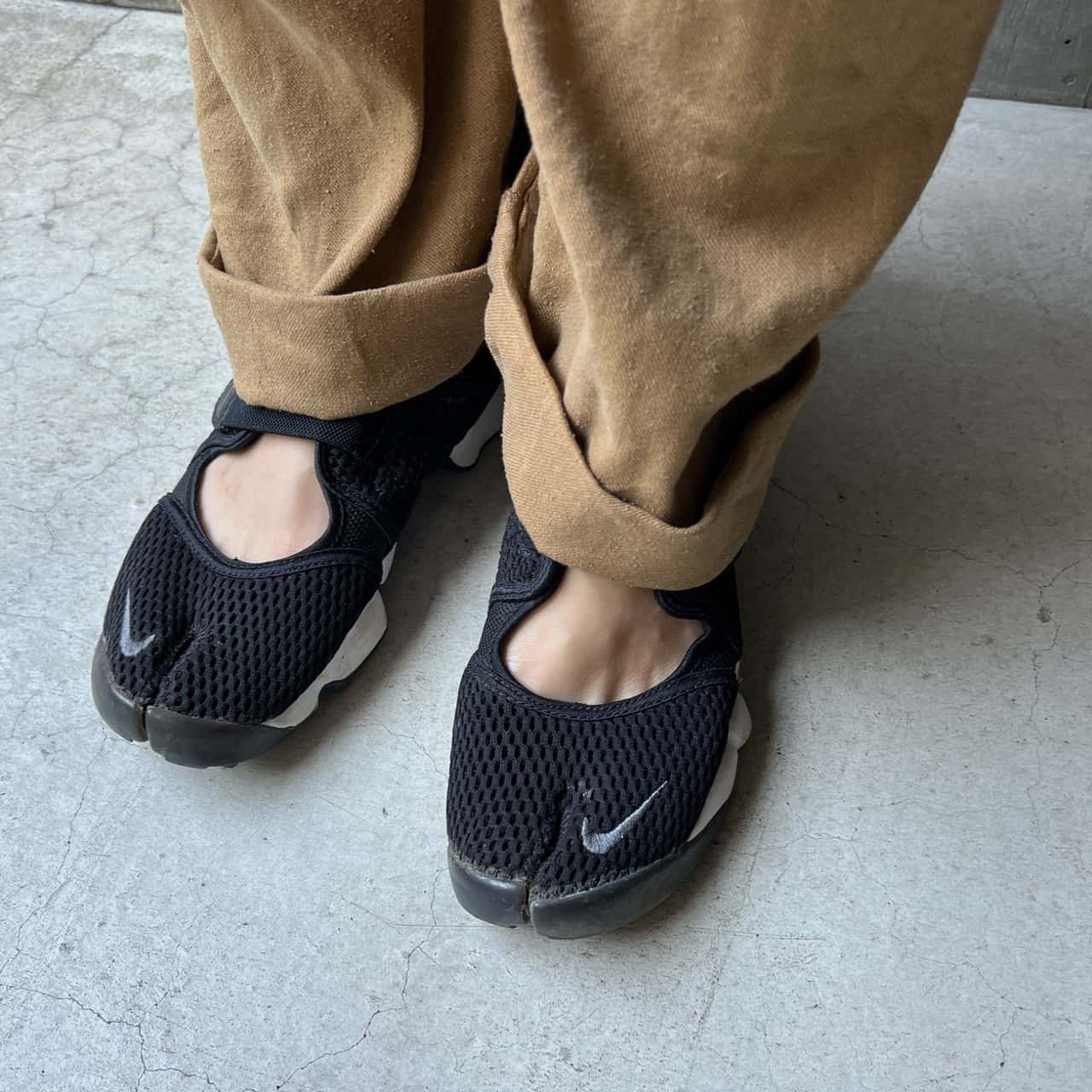 NIKE WMNS AIR RIFT BR(ナイキ エアリフト ウィメンズ ブリーズ)BLACK/COOL GREY-WHITE【メンズ レディース スニーカー】21SU-I