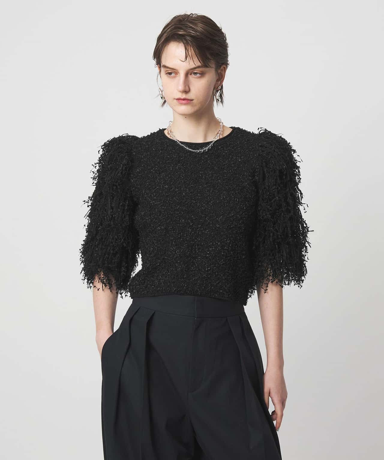 【SALE/50%OFF】ASTRAET <ASTRAET> フリンジスリーブ クルーネックニット ユナイテッドアローズ トップス ニット ブラック ホワイト【送料無料】
